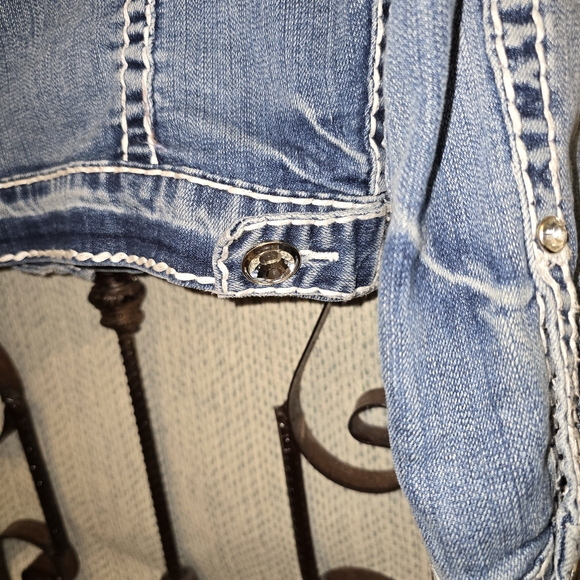 LA Idol USA Vintage Denim Jacket - Picture 7 of 8